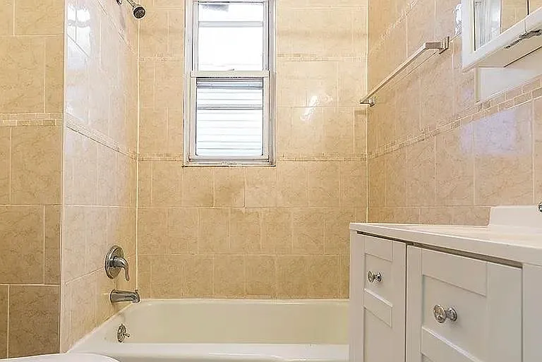 385 Princeton Ave #2 — Photo 7