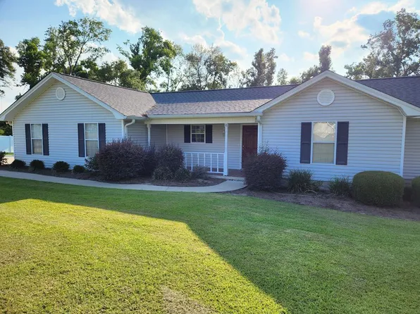 170 Plum Dr, Douglas, GA 31535