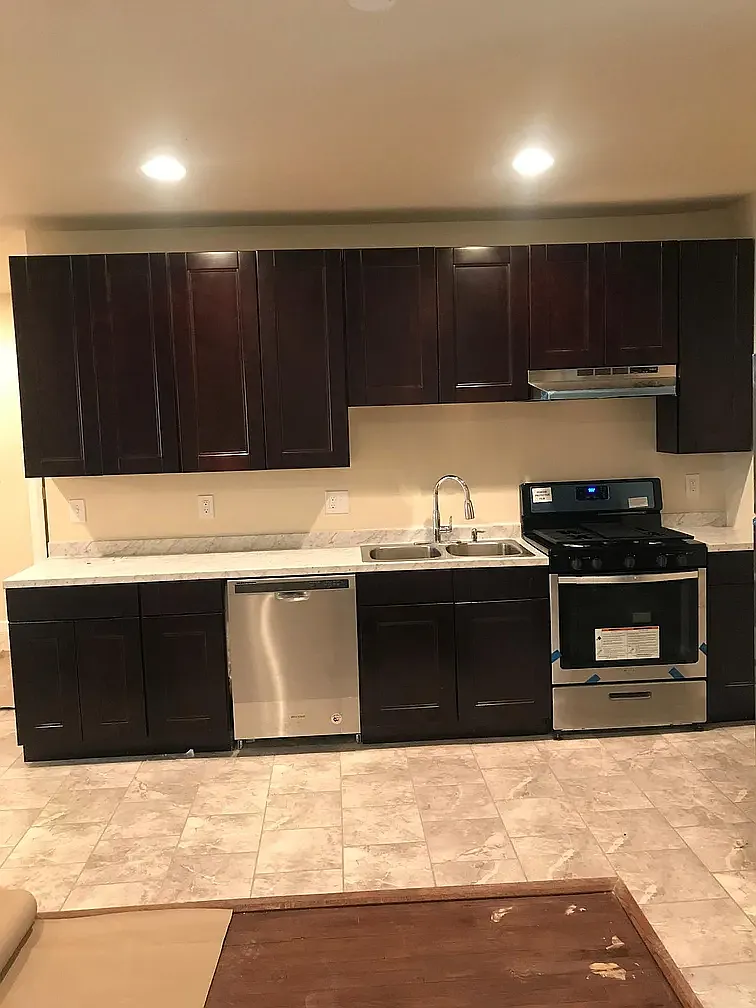 3 bed, 2.5 bath, 1864 sqft, $2,700 — Photo 2