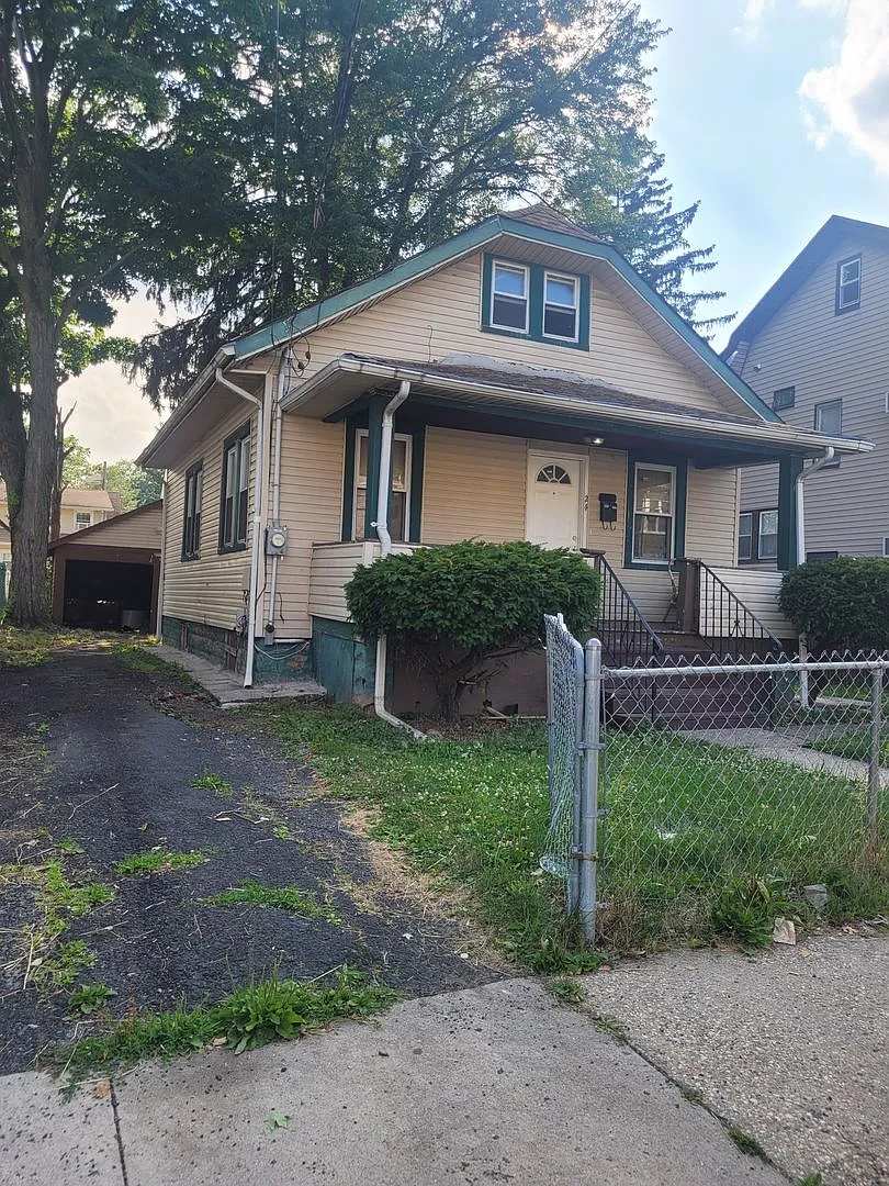 24 Valley St, Newark, NJ 07106 — Photo 1