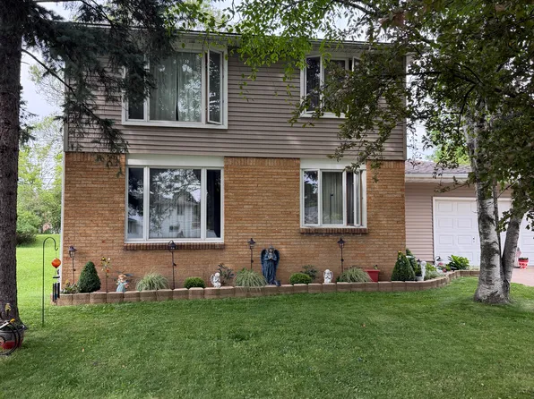 226 Garden Pkwy Floor 2, Buffalo, NY 14221
