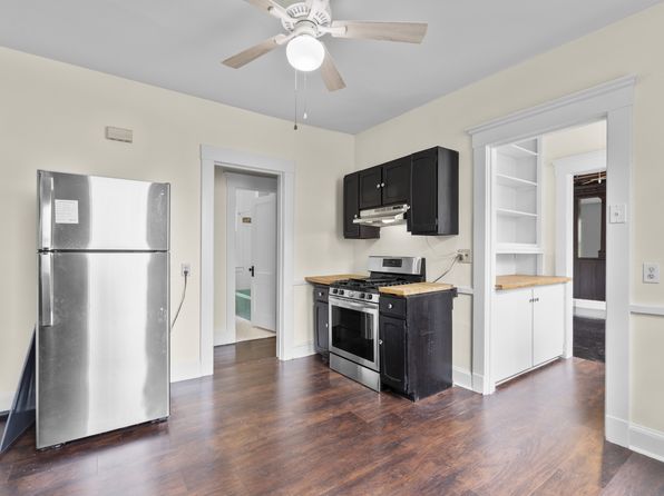 144 Gilbert Ave #2