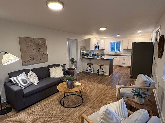 2nd image of 4563 NE 47th Ave #1