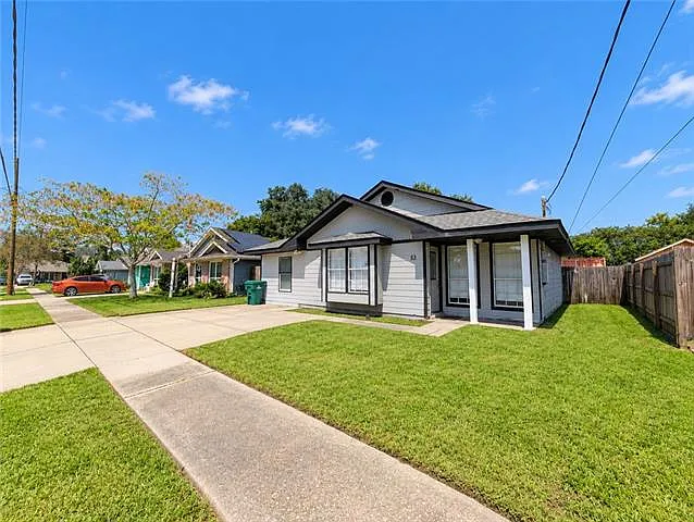 4 bed, 2.0 bath, 1340 sqft, $1,700 — Photo 2
