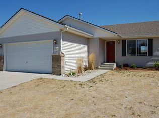 2394 N Coolwater Dr, Post Falls, ID 83854
