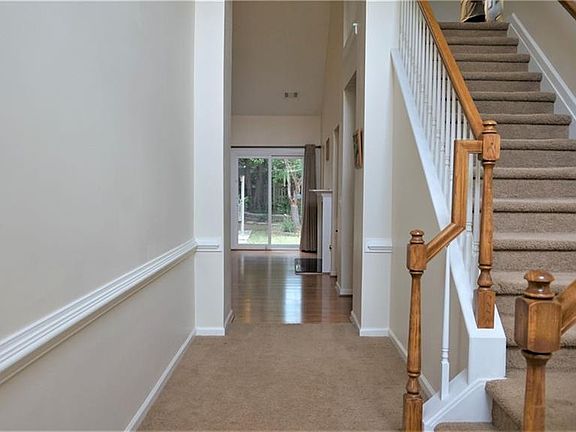 2nd image of 3989 Berwick Farm Dr