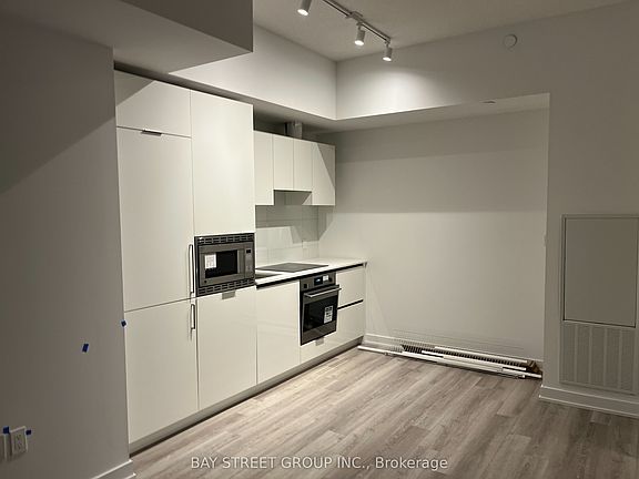 5th image of 121 Saint Patrick St #1111