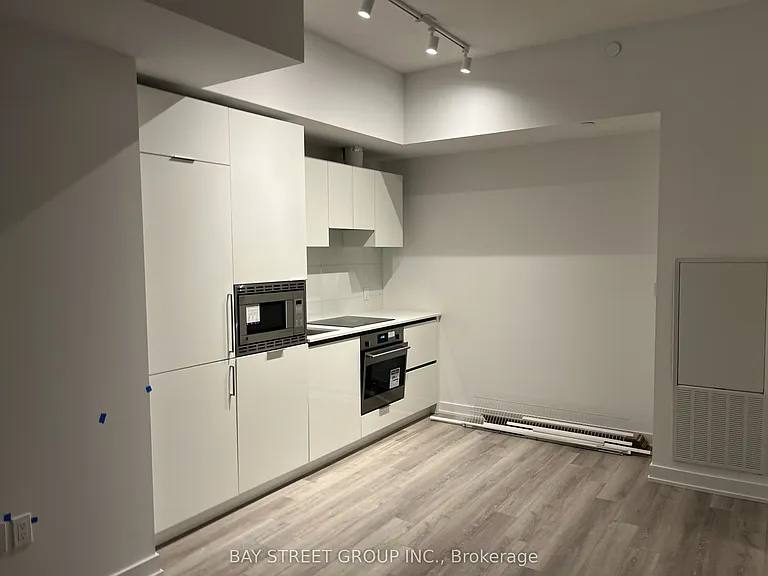 121 Saint Patrick St #1111 — Photo 5