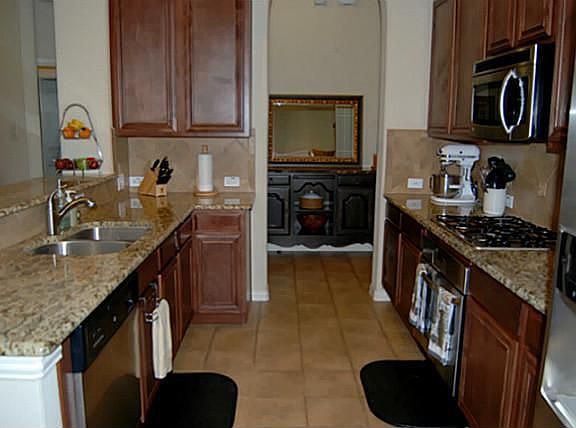 5th image of 2300 Elm Valley Dr