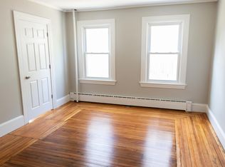 27 Clinton St, Manchester, CT 06040