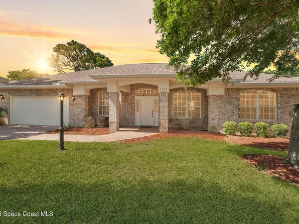 1123 Spring Oak Dr, Melbourne, FL 32901