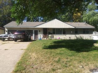 5724 Jackson St NE, Fridley, MN 55432
