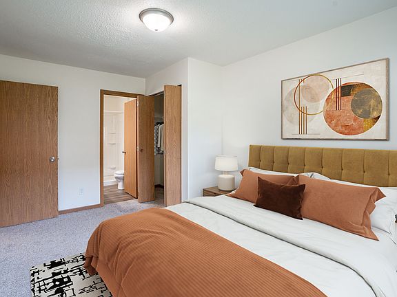 Grand Forks, ND Columbia West Apartments | 3175A | Bedroom