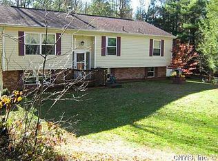 73 Floyd Dr, West Monroe, NY 13167