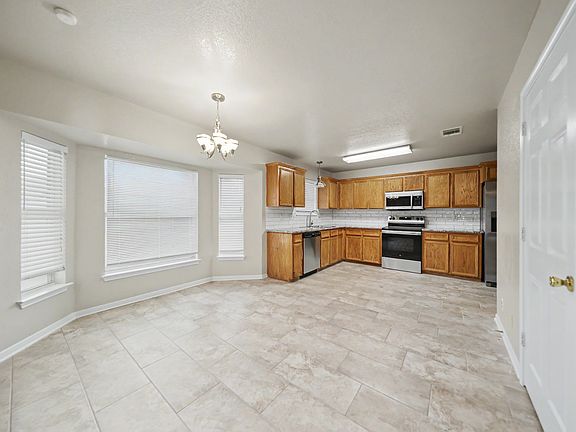 5th image of 5006 Morning Star Ln
