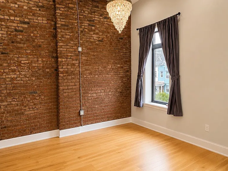 164 Harrison Ave #2 — Photo 14