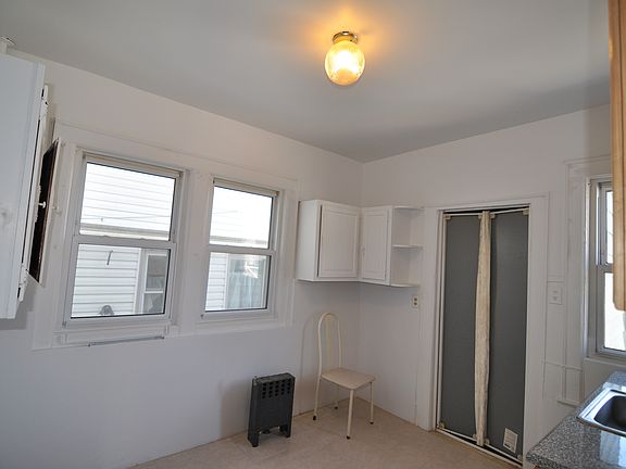 4th image of 337 Beach 68th St #1