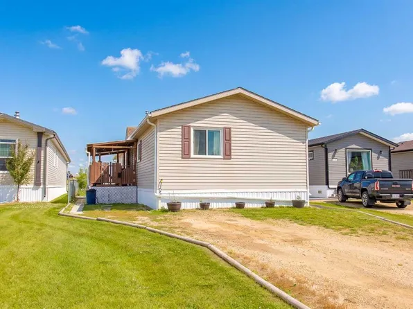 15 Mackenzie Ranch Way #65, Lacombe, AB T4L 0B4