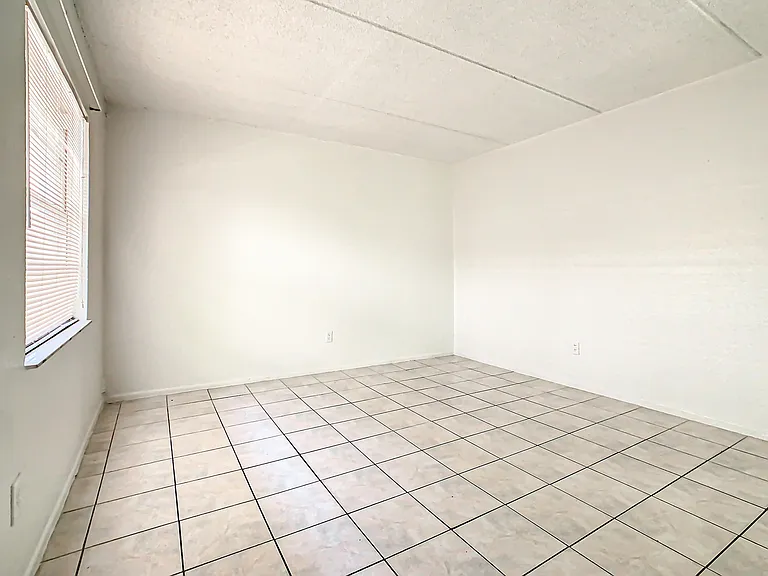 714 Michigan Ct #4 — Photo 7