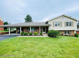 134 Meadow Ln, Springfield, KY 40069