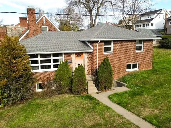 500 Keystone Dr, New Kensington, PA 15068