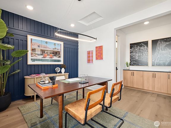 5th image of 14648 203rd Avenue E #16