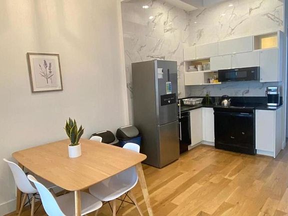 3rd image of 21 Fayette St #33