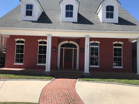 2nd image of 3604 Corinne Ave