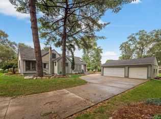 48070 Shelby Rd, Shelby Township, MI 48317