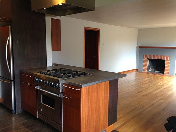 4th image of 8073 25th Ave NW #House