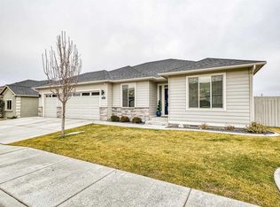 4297 S Anderson Pl, Kennewick, WA 99337