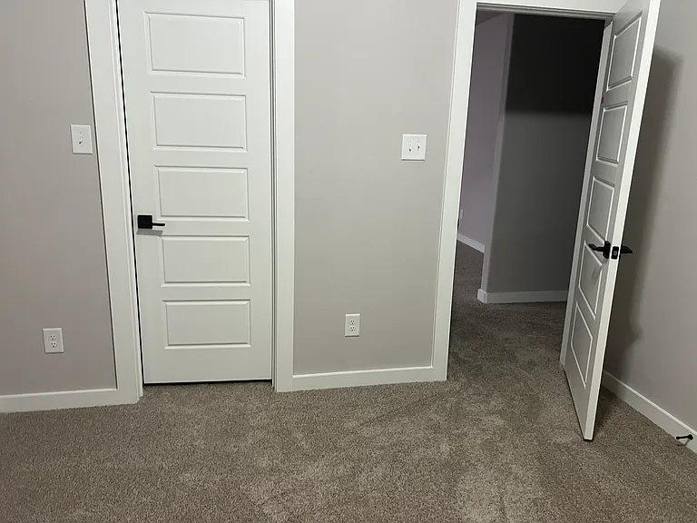 7101 Cole Ln — Photo 2