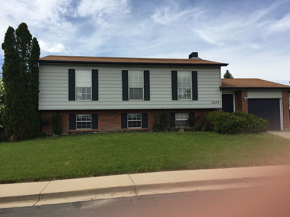 1st image of 1039 Lilac St