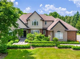 4 Deer View Rdg, Puslinch, ON N0B 2J0