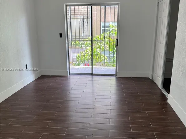 6625 W 4th Ave APT 204, Hialeah, FL 33012