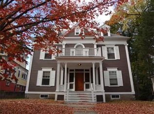 12 Bedford Ter, Northampton, MA 01063