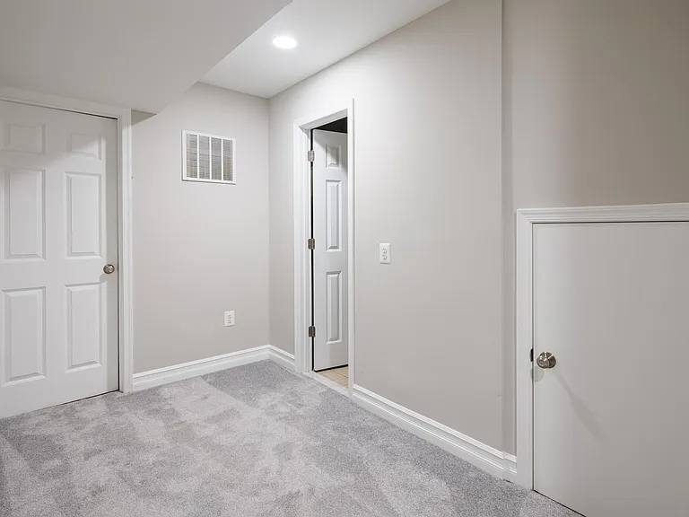 1612 Patapsco St — Photo 31