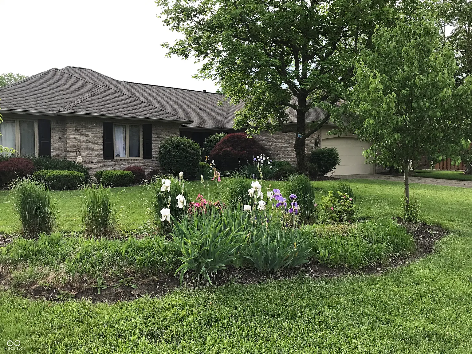 8329 Hill Gail Dr photo 1