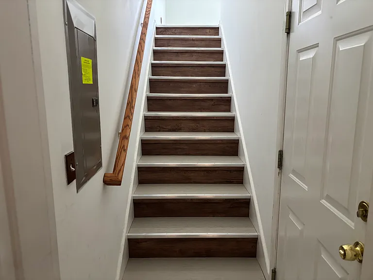 stair To bonus room