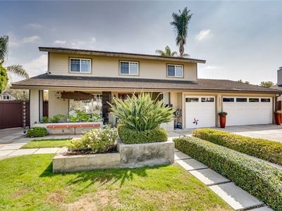 6852 Jardines Dr, Huntington Beach, CA, 92647