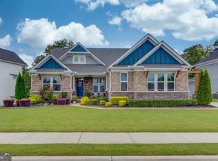 464 Michigan Cir, Hoschton, GA 30548