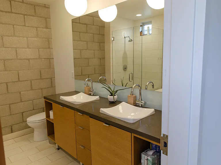 3450 Cahuenga Blvd W #403 — Photo 13