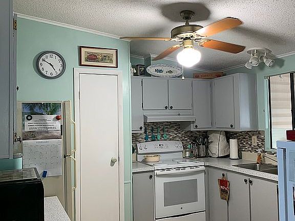 5th image of 161 Landing Dr