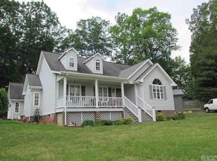 2485 Hayes St, Lenoir, NC 28645