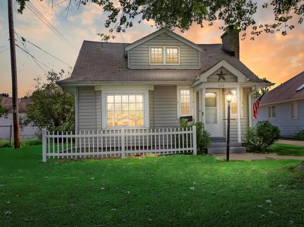 624 South 105th STREET, West Allis, WI 53214