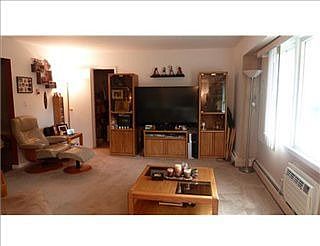 3rd image of 55 Bon Aire Cir
