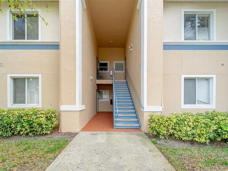 13232 Galicia St #101 — Photo 6