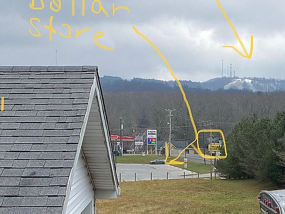 Our Garage,ski slopes,store