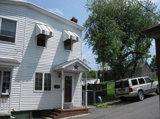 30 Krebs St, Port Carbon, PA 17965