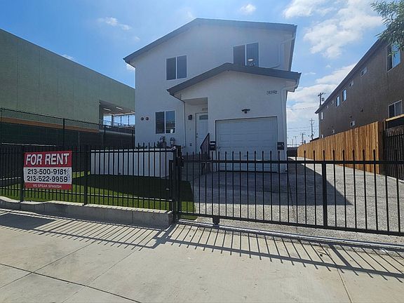 2nd image of 3839 Woodlawn Ave